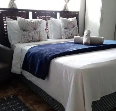 Aphiroom Guesthouse كيب تاون المظهر الخارجي الصورة