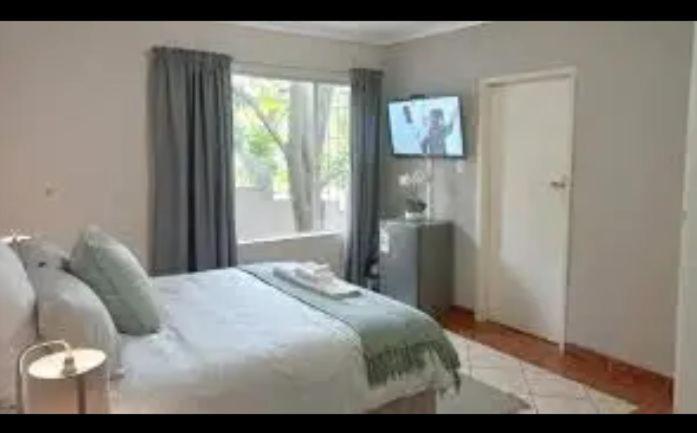 Aphiroom Guesthouse كيب تاون المظهر الخارجي الصورة